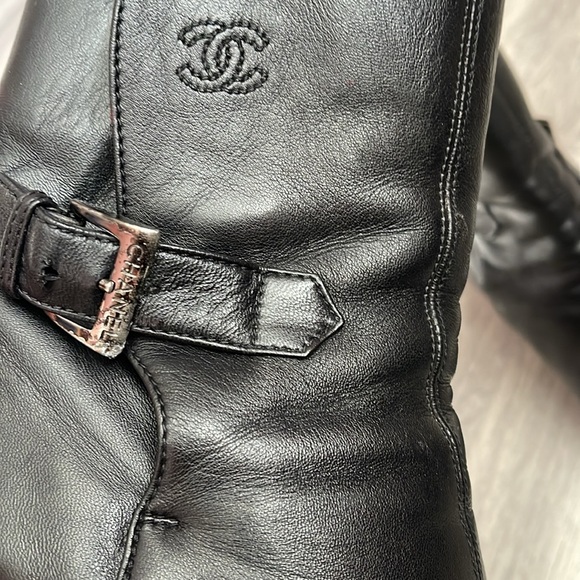 Chanel boots - Picture 4 of 7